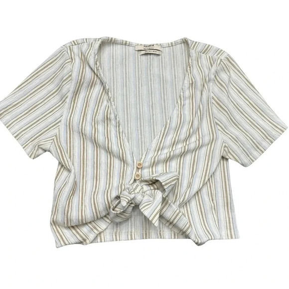 Pull & Bear (Zara) women’s tie-front crop top. White/beige/blue. Small. - Picture 1 of 7